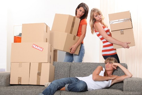 Local removals vehicle supporting an Abbeywood home or business move